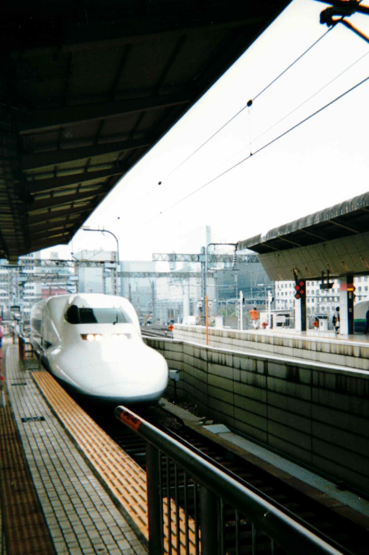 Shinkansen 700 Series – Famous for its futuristic duck-bill nose